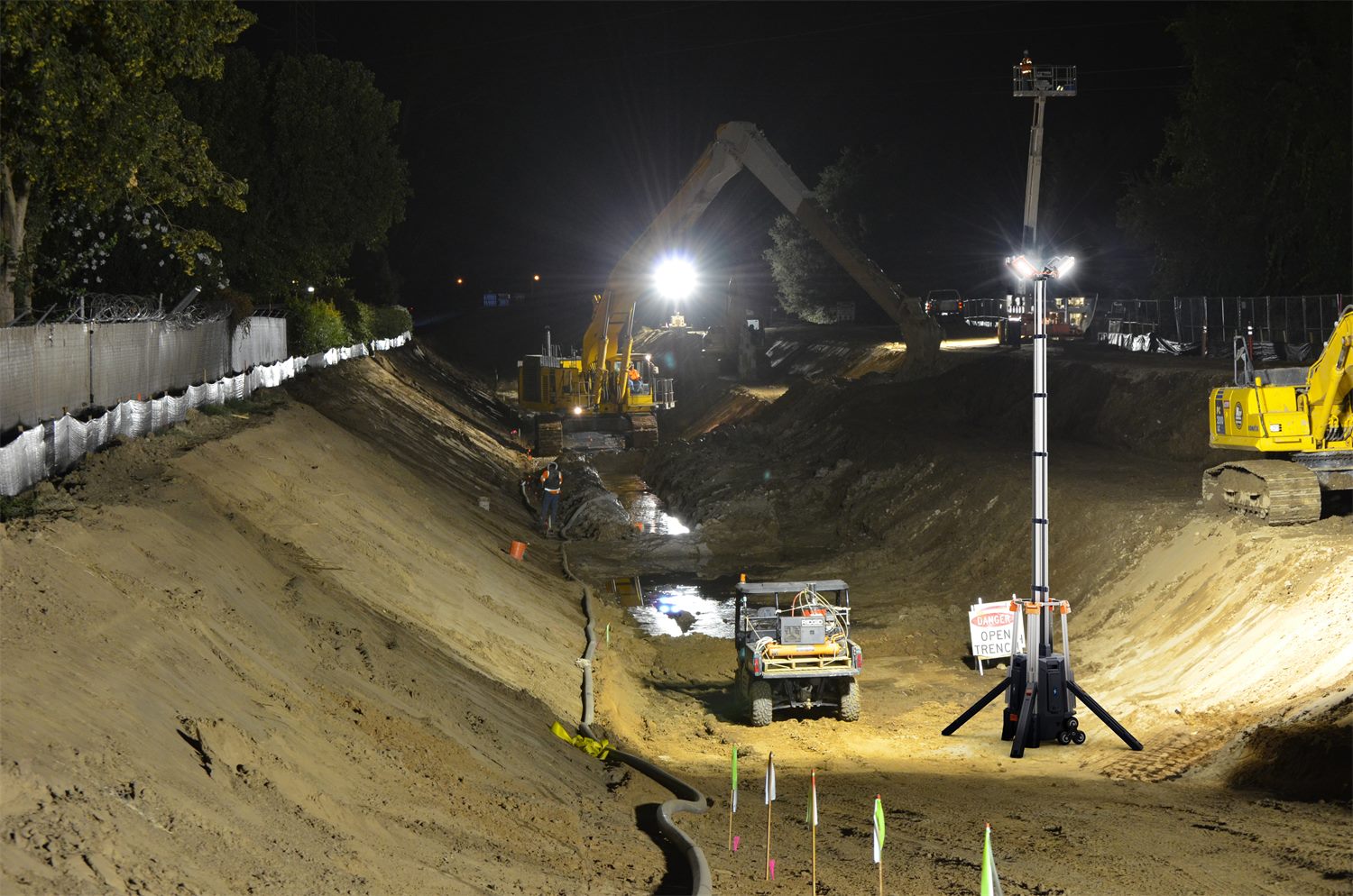 TL-500 en excavación nocturna